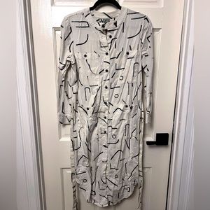 Dusen dusen linen graphic button down dress